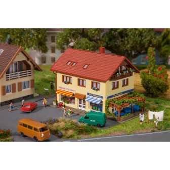 CASA CON COMERCIO DE CARNICERIA Y PANADERIA N FALLER 232336 ESCALA N