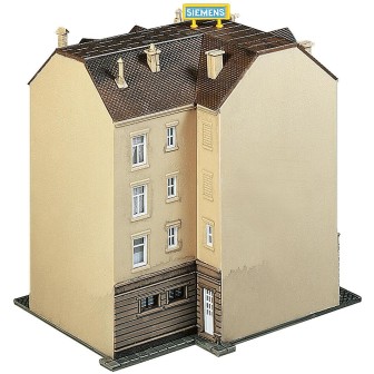 EDIFICIO EN ESQUINA CON OFICINA DE CORREOS FALLER 232305 ESCALA N