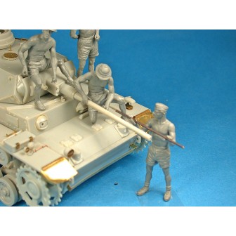 TANQUISTAS ALEMANES AFRIKA KORPS MINIART 35278 ESCALA 1/35