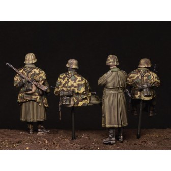 TANQUISTAS ALEMANES ARDENAS 1944 MINIART 35411 ESCALA 1/35