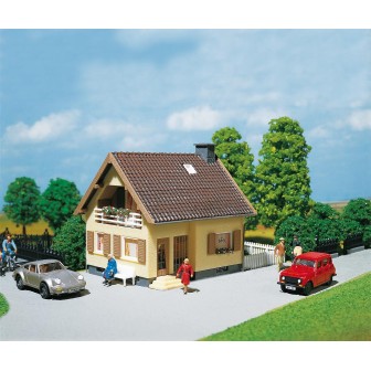 CASA UNIFAMILIAR FALLER 130205 ESCALA H0