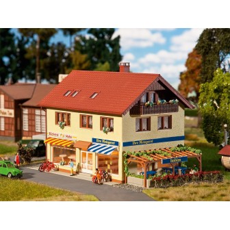 EDIFICIO CON PANADERIA Y CARNICERIA FALLER 130489 ESCALA H0