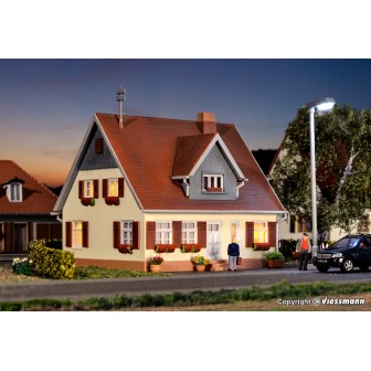 CASA UNIFAMILIAR KIBRI 38713 ESCALA H0