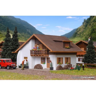 CASA DE MONTAÑA VOLLMER 49251 ESCALA H0