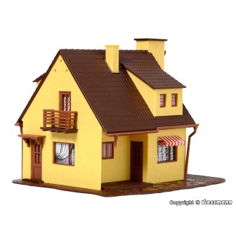 CASA AMARILLA VOLLMER 49217 ESCALA H0
