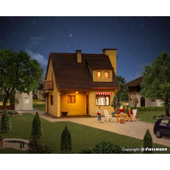 CASA AMARILLA VOLLMER 49217 ESCALA H0