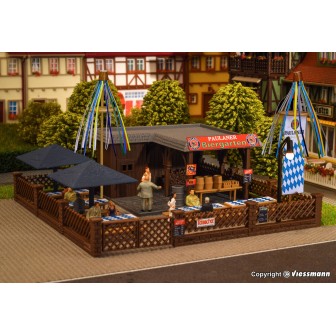 CERVECERIA AL AIRE LIBRE CON ACCESORIOS VOLLMER 43784 ESCALA H0