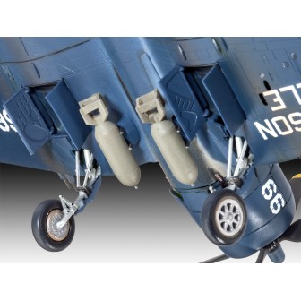 CORSAIR F4U-4 REVELL 03955 ESCALA 1/72