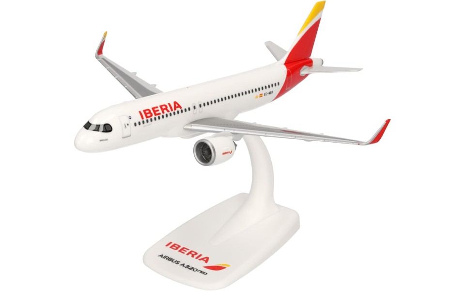 AVIONES A ESCALA